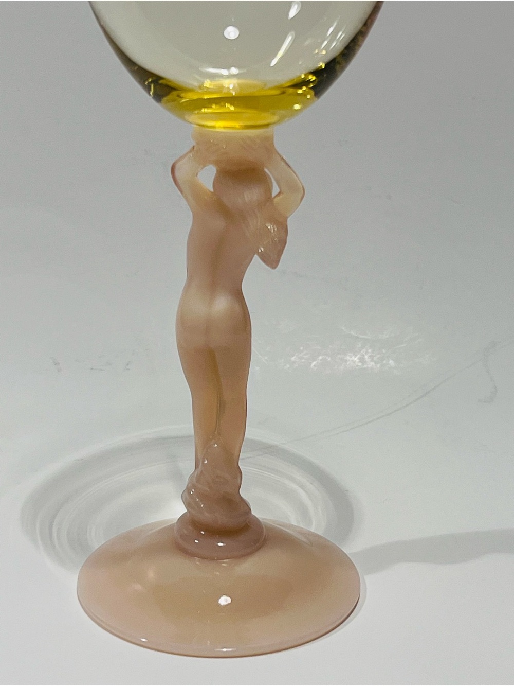 Vintage Cambridge Glass Nude Statuesque Tuscan & Yellow Cocktail Glass - Picture 9 of 12